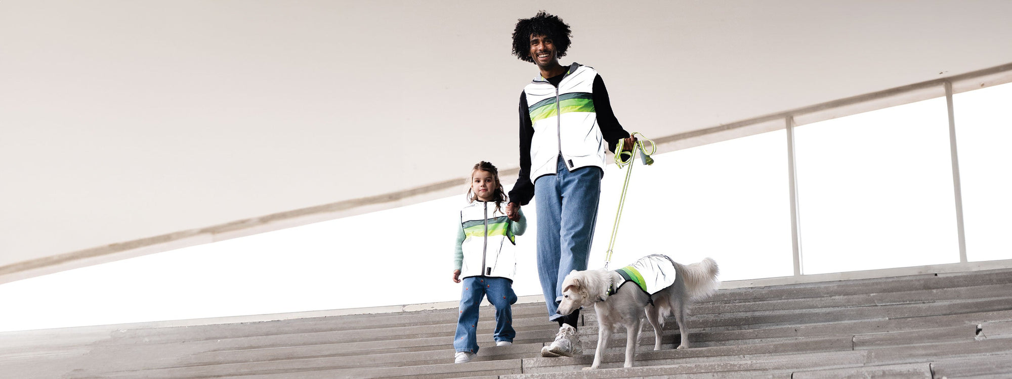 reflective walking gear by GOFLUO