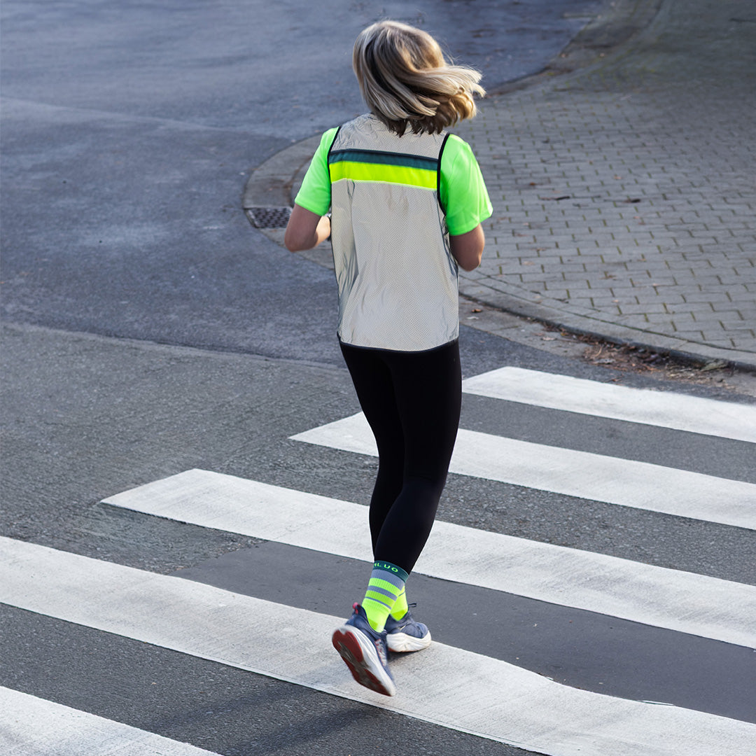 Roman | Grey reflective