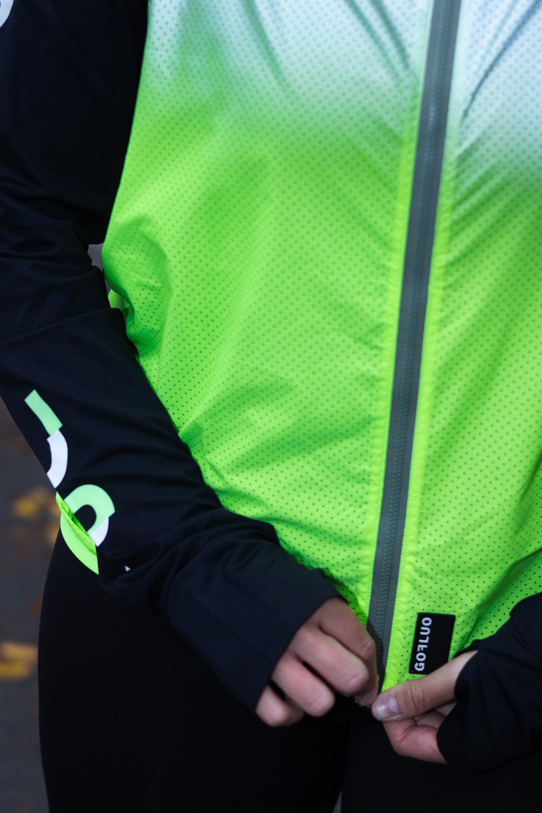 Andreas | Green reflective