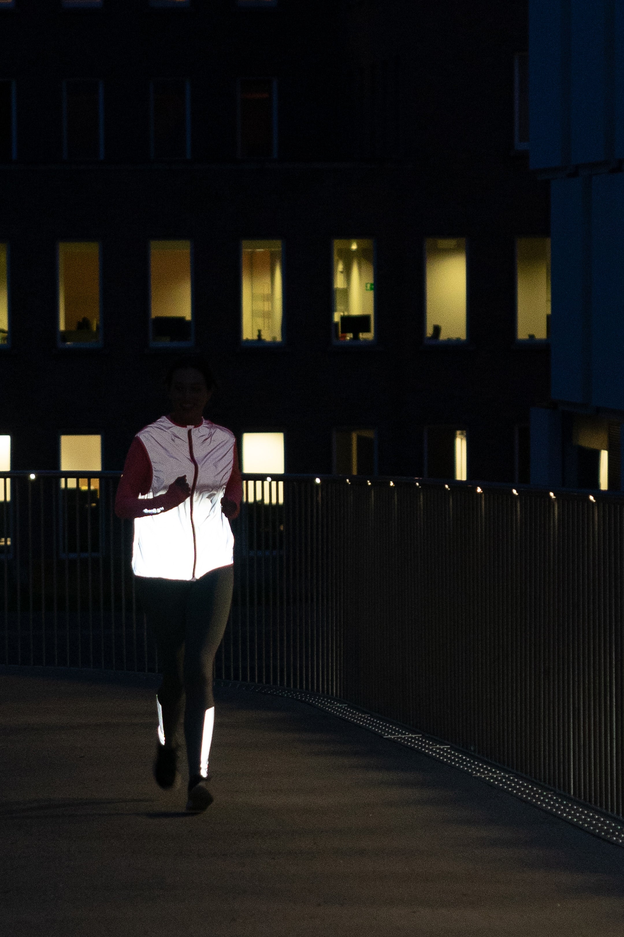 Lori | Coral reflective